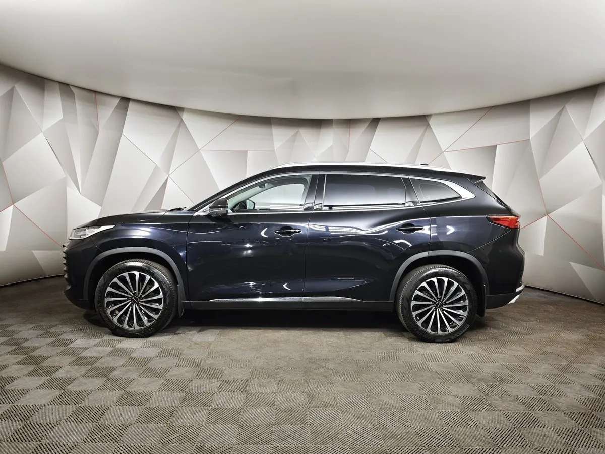 EXEED TXL 1.6 TGDI DCT7 AWD (186 л.с.) Luxury Черный в АВИЛОН. Слайд №5