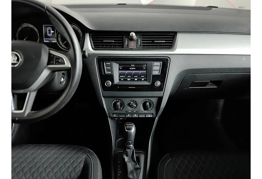 Skoda Rapid 1.6 AT (110 л.с.) Синий в АВИЛОН. Слайд №12