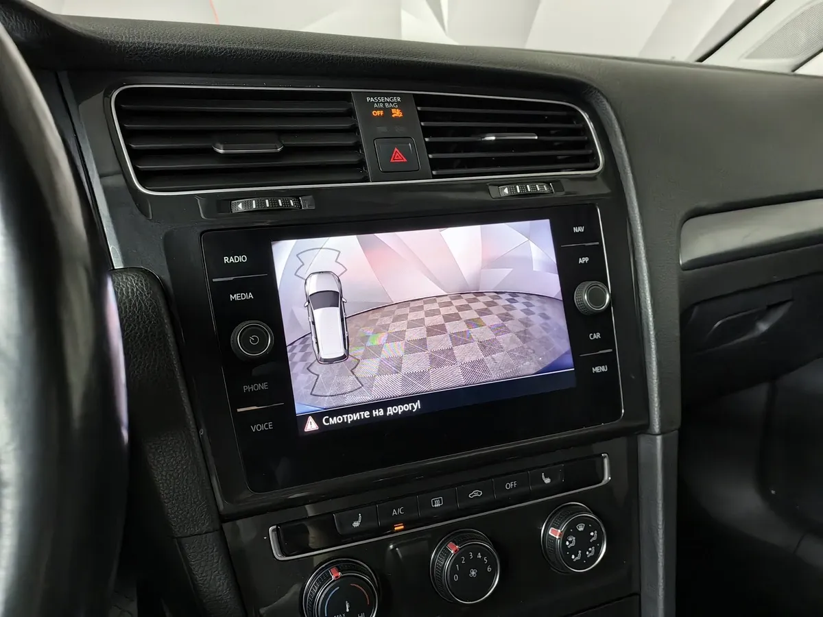 Volkswagen Golf E AT (115 л.с.) Синий в АВИЛОН. Слайд №22