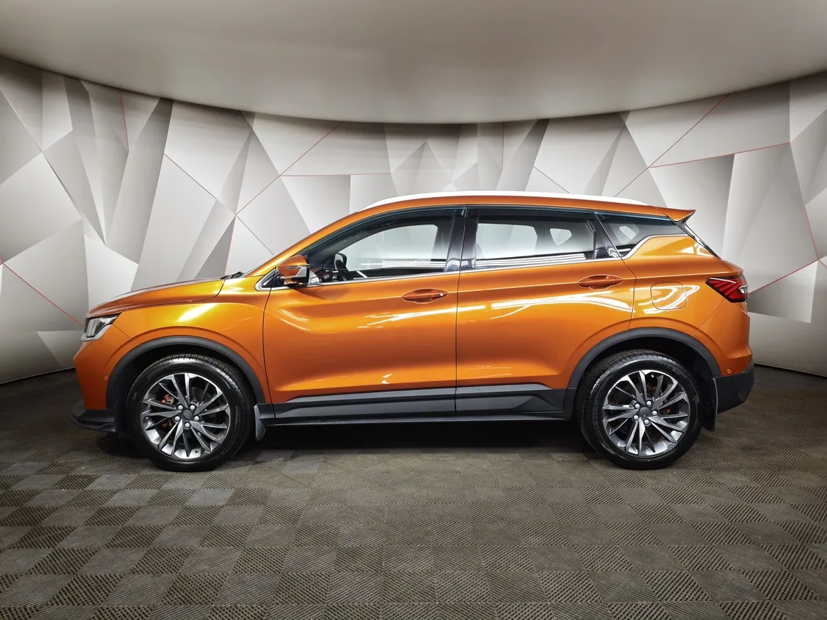 Geely Coolray 1.5T 7DCT 2WD (150 л.с.) Flagship Оранжевый в АВИЛОН. Слайд №5