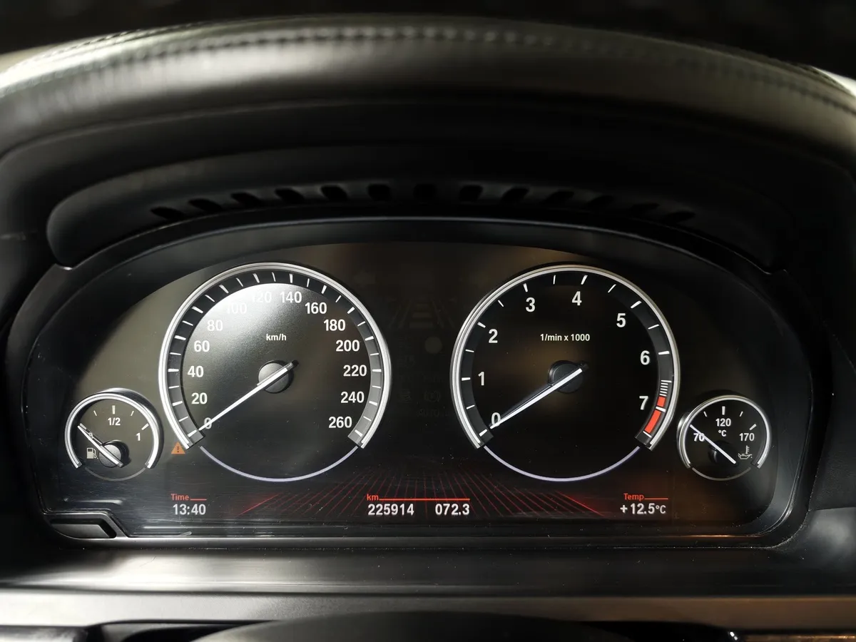 BMW 7 серия 750Li xDrive AT (407 л.с.) Черный в АВИЛОН. Слайд №12