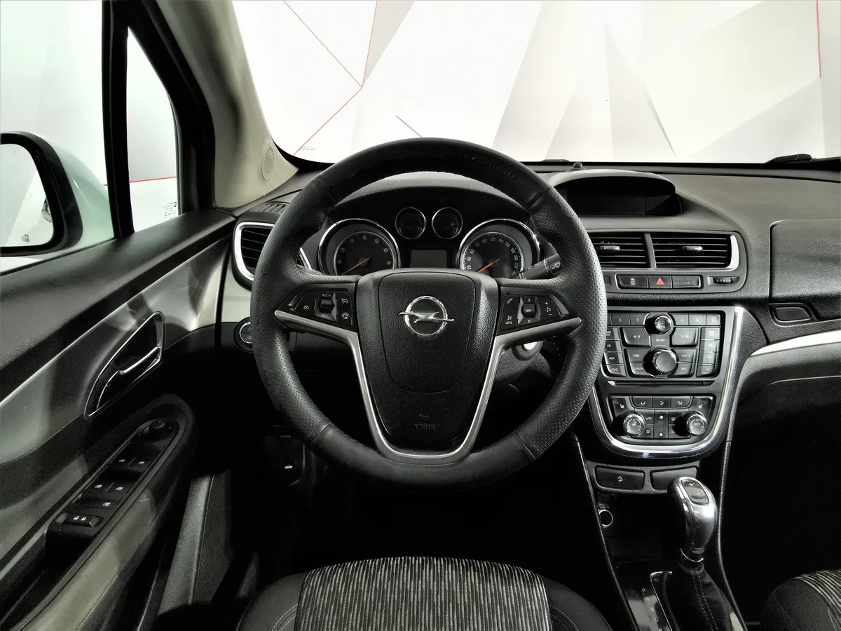 Opel Mokka 1.8 AT AWD (140 л.с.) Cosmo Белый в АВИЛОН. Слайд №17