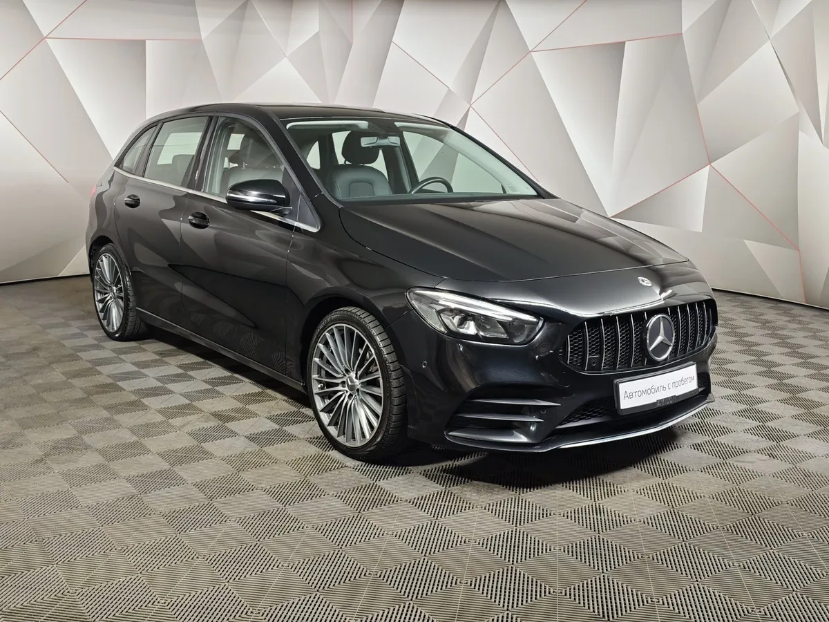 Mercedes-Benz B-Класс B 180 7G-DCT (136 л.с.) Style Черный в АВИЛОН. Слайд №3