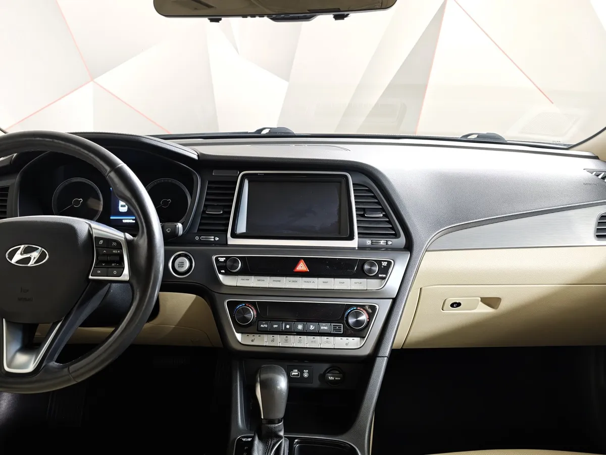 Hyundai Sonata 2.4 GDi AT (188 л.с.) Lifestyle Коричневый в АВИЛОН. Слайд №15