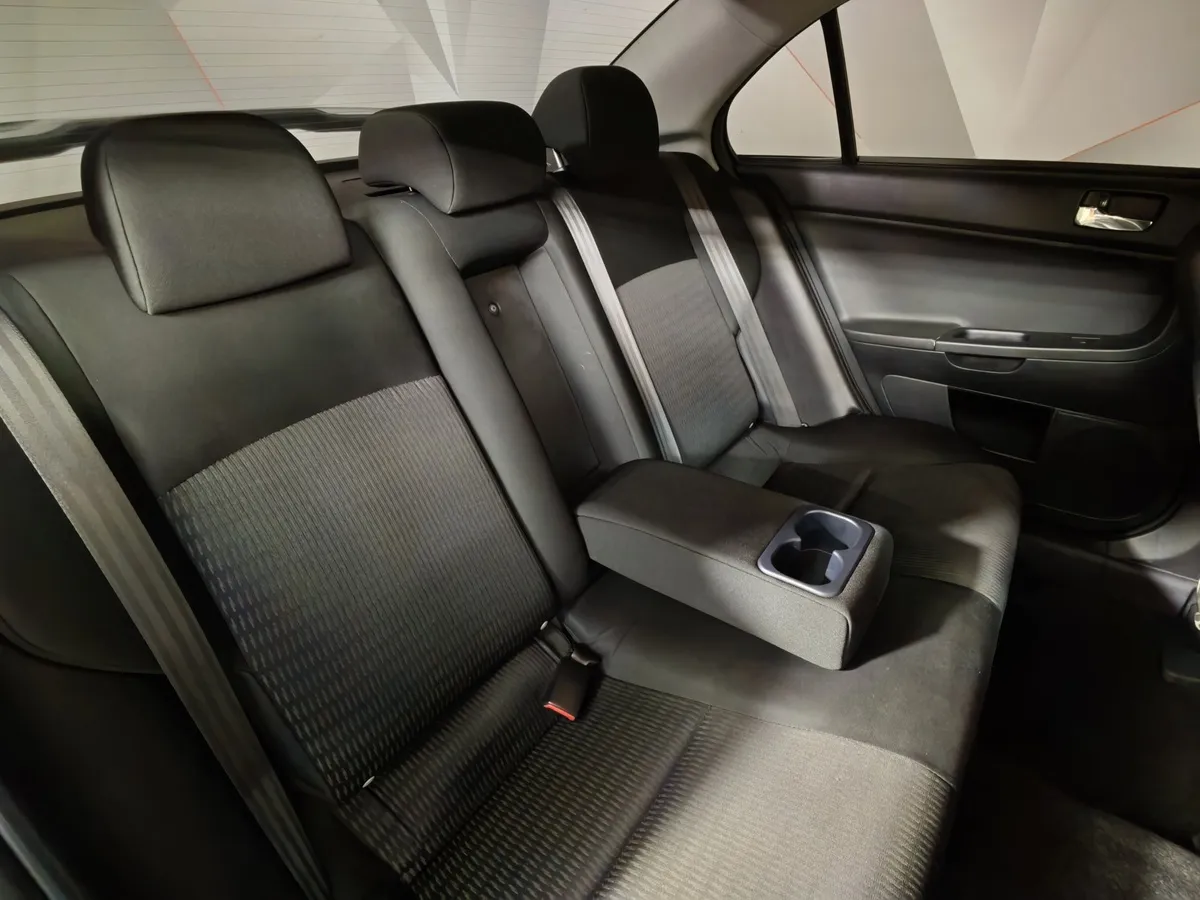 Mitsubishi Lancer 1.6 AT (117 л.с.) Серый в АВИЛОН. Слайд №17