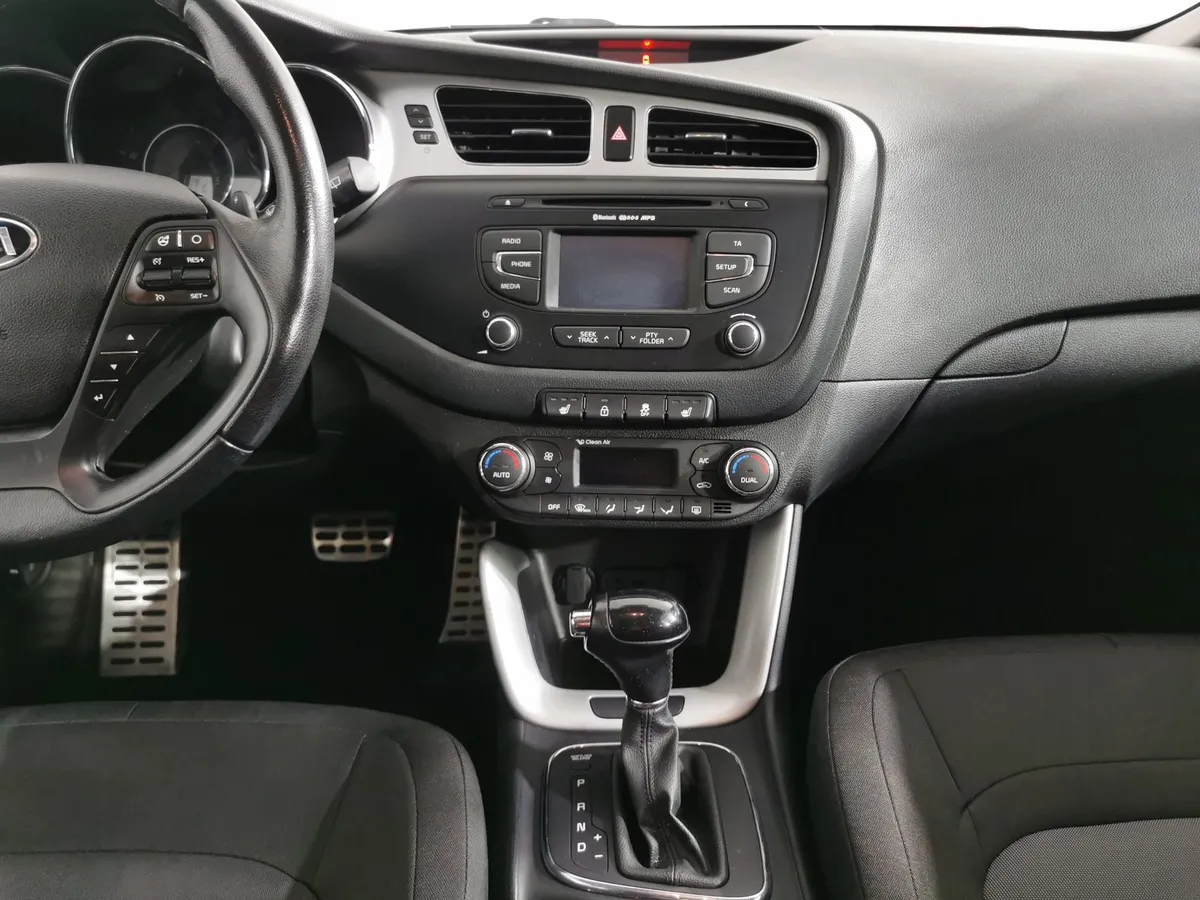 Kia Ceed 1.6 AT (129 л.с.) Luxe Серый в АВИЛОН. Слайд №14