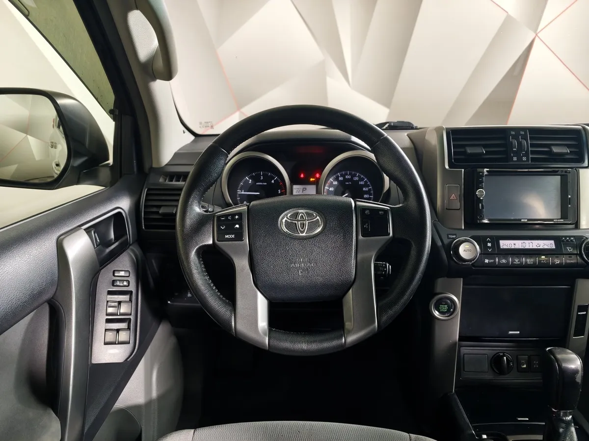 Toyota Land Cruiser Prado 3.0 D AT 4WD (173 л.с.) Белый в АВИЛОН. Слайд №20
