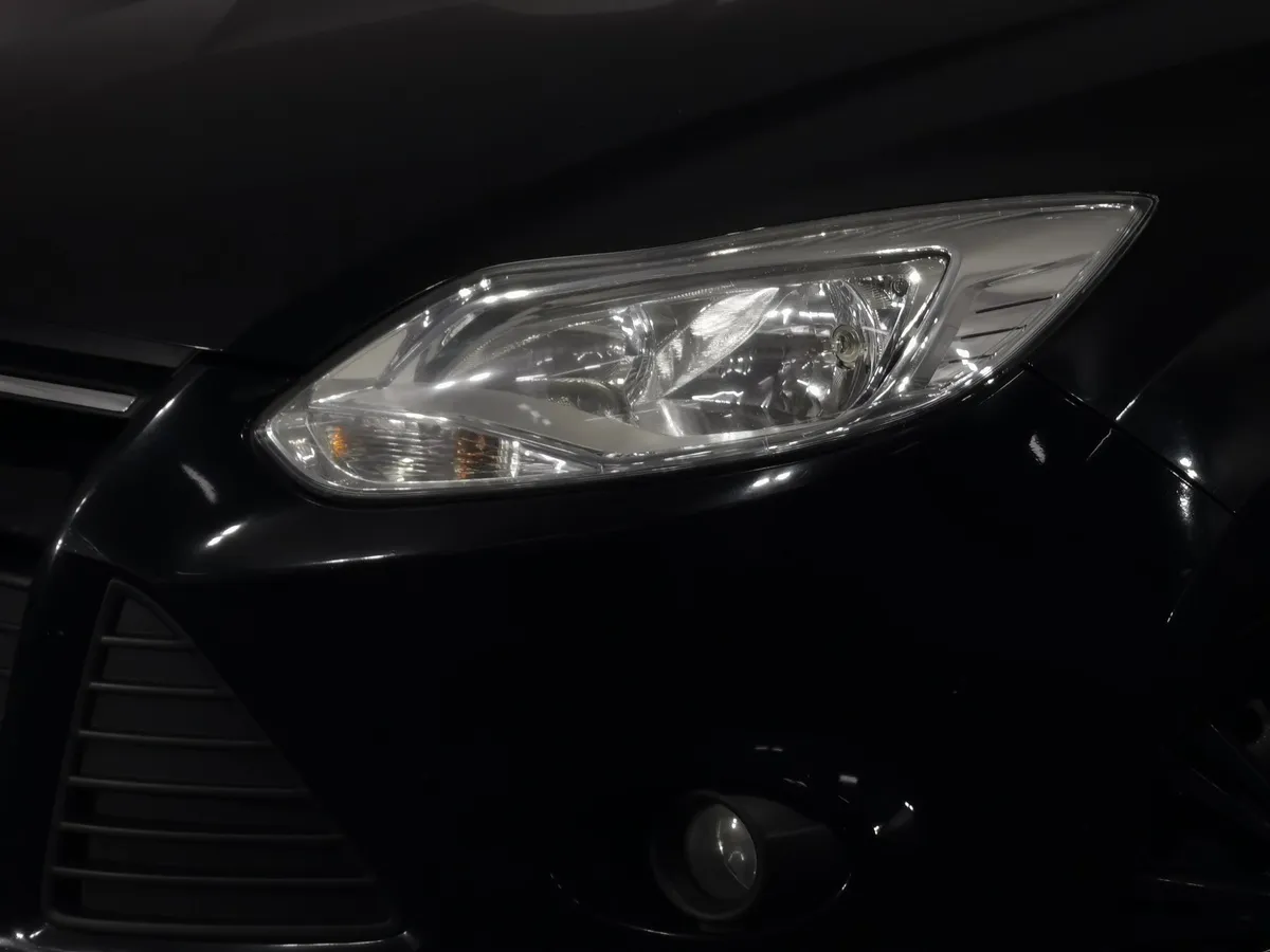 Ford Focus 1.6 PowerShift (105 л.с.) Trend Черный в АВИЛОН. Слайд №10