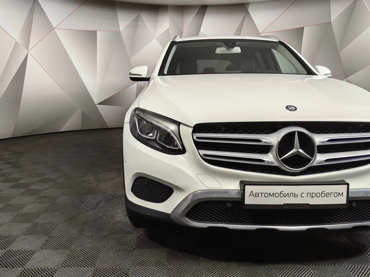 Mercedes-Benz GLC 250 9G-TRONIC 4MATIC (211 л.с.) Особая серия Белый в АВИЛОН. Слайд №10