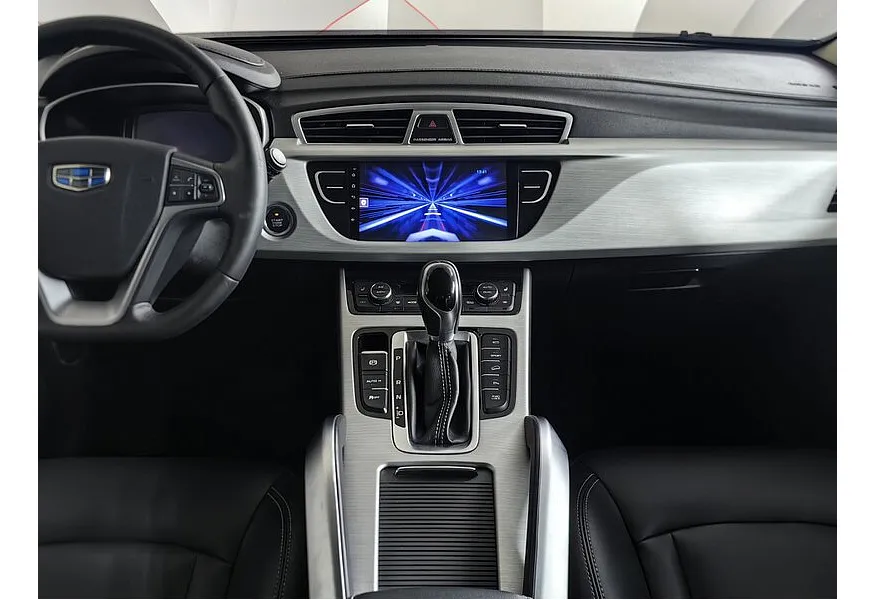 АВИЛОН - Geely Atlas 2.4 AT AWD (148 л.с.) Серебристый - slide 8