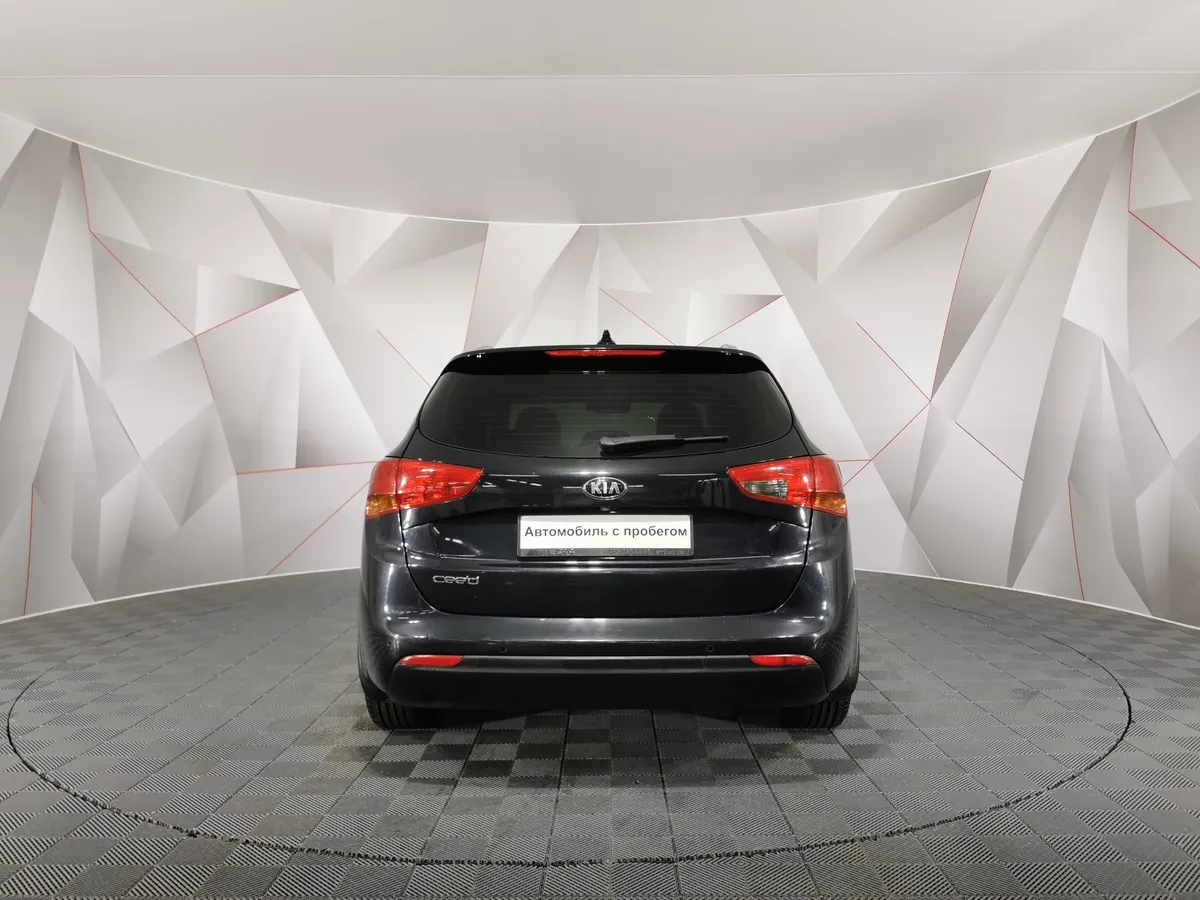 Kia Ceed 1.6 AT (130 л.с.) Luxe RED Line Черный в АВИЛОН. Слайд №8