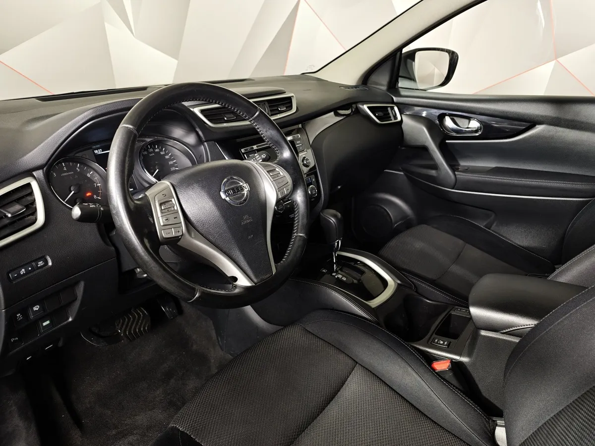 Nissan Qashqai 2.0 CVT (144 л.с.) Черный в АВИЛОН. Слайд №19
