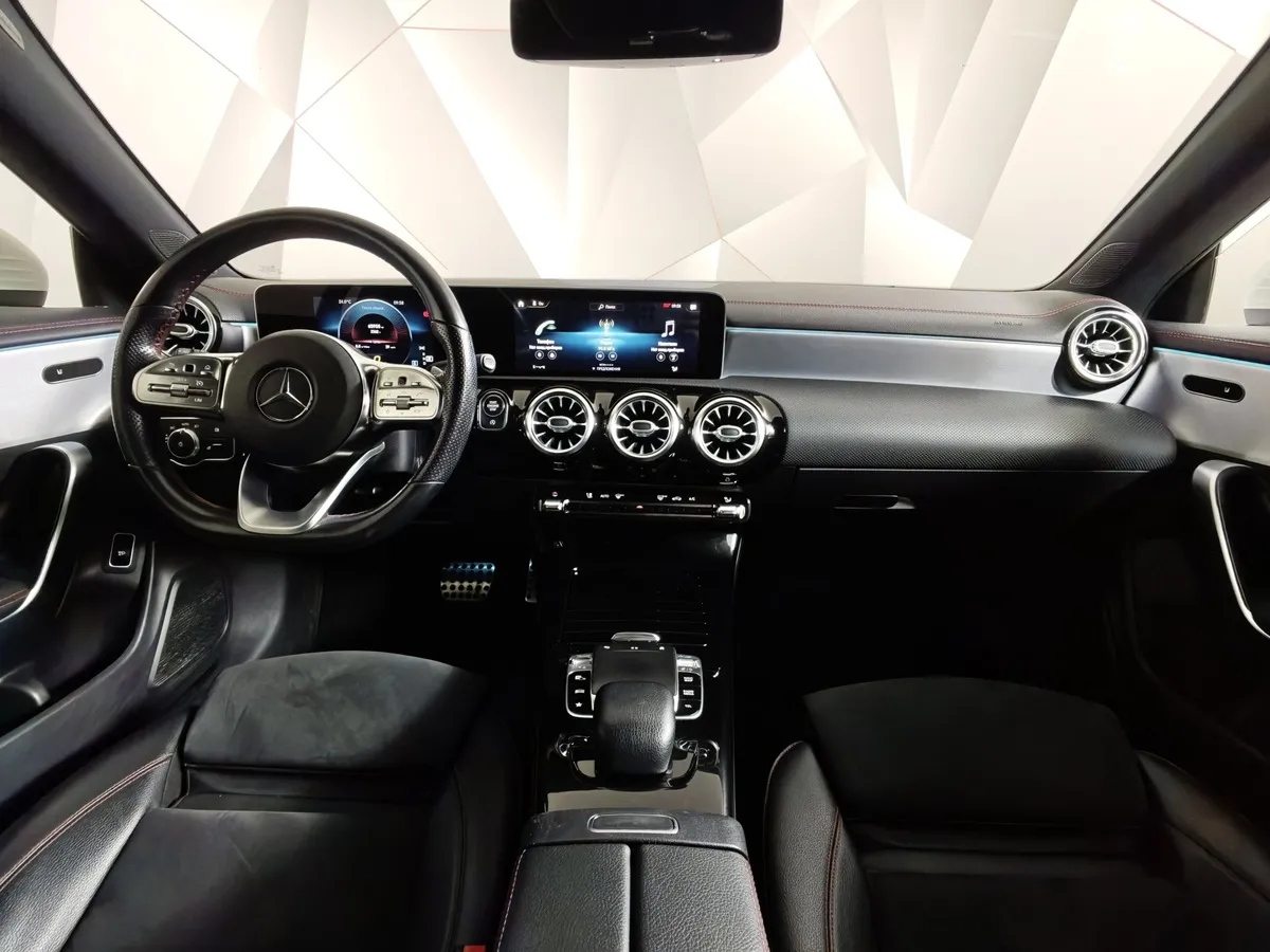 Mercedes-Benz CLA 200 7G-DCT (150 л.с.) Sport Белый в АВИЛОН. Слайд №13