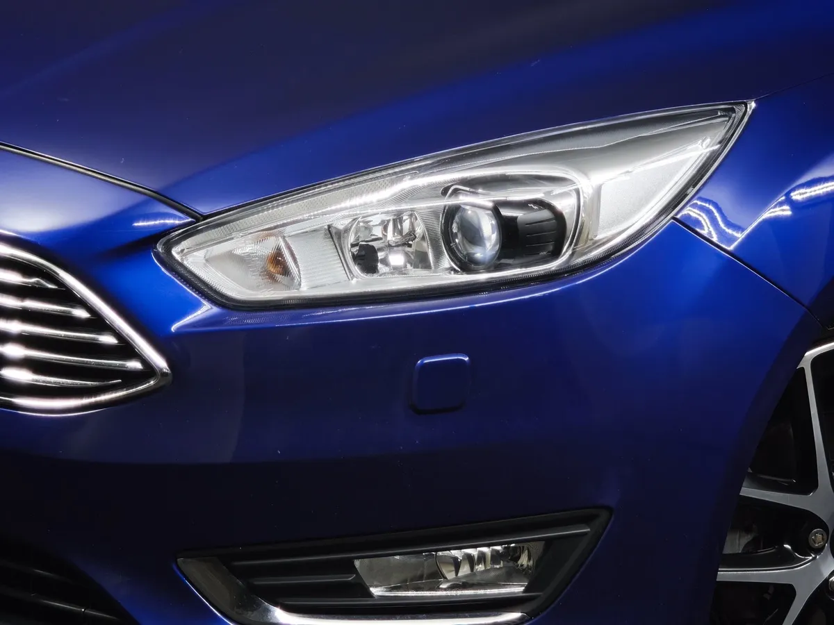 Ford Focus 1.5 EcoBoost AT (150 л.с.) Titanium Синий в АВИЛОН. Слайд №10