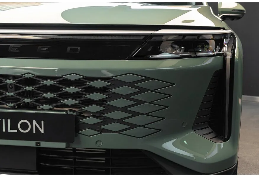 LIVE. Слайд №17