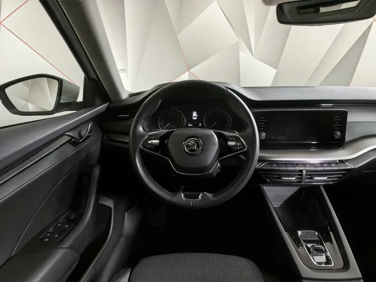 Skoda Octavia 1.4 AT FWD (150 л.с.) Белый в АВИЛОН. Слайд №20