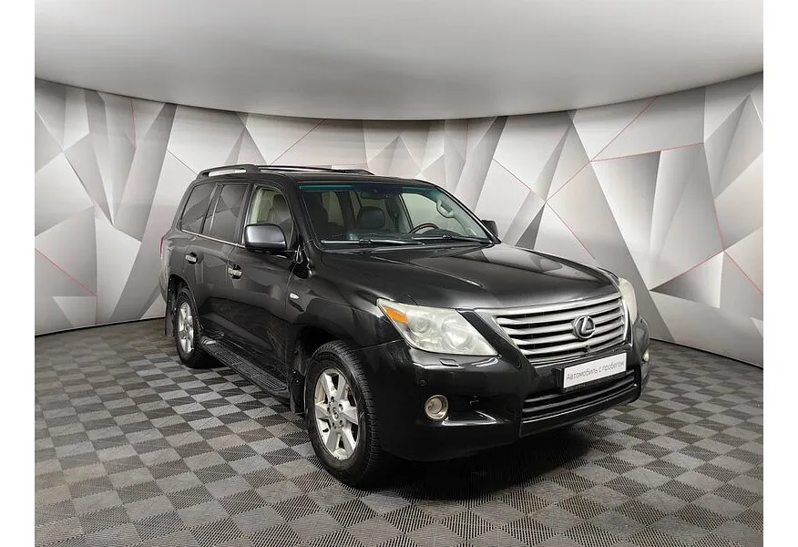 Lexus LX 570 AT (367 л.с.) Черный в АВИЛОН. Слайд №3