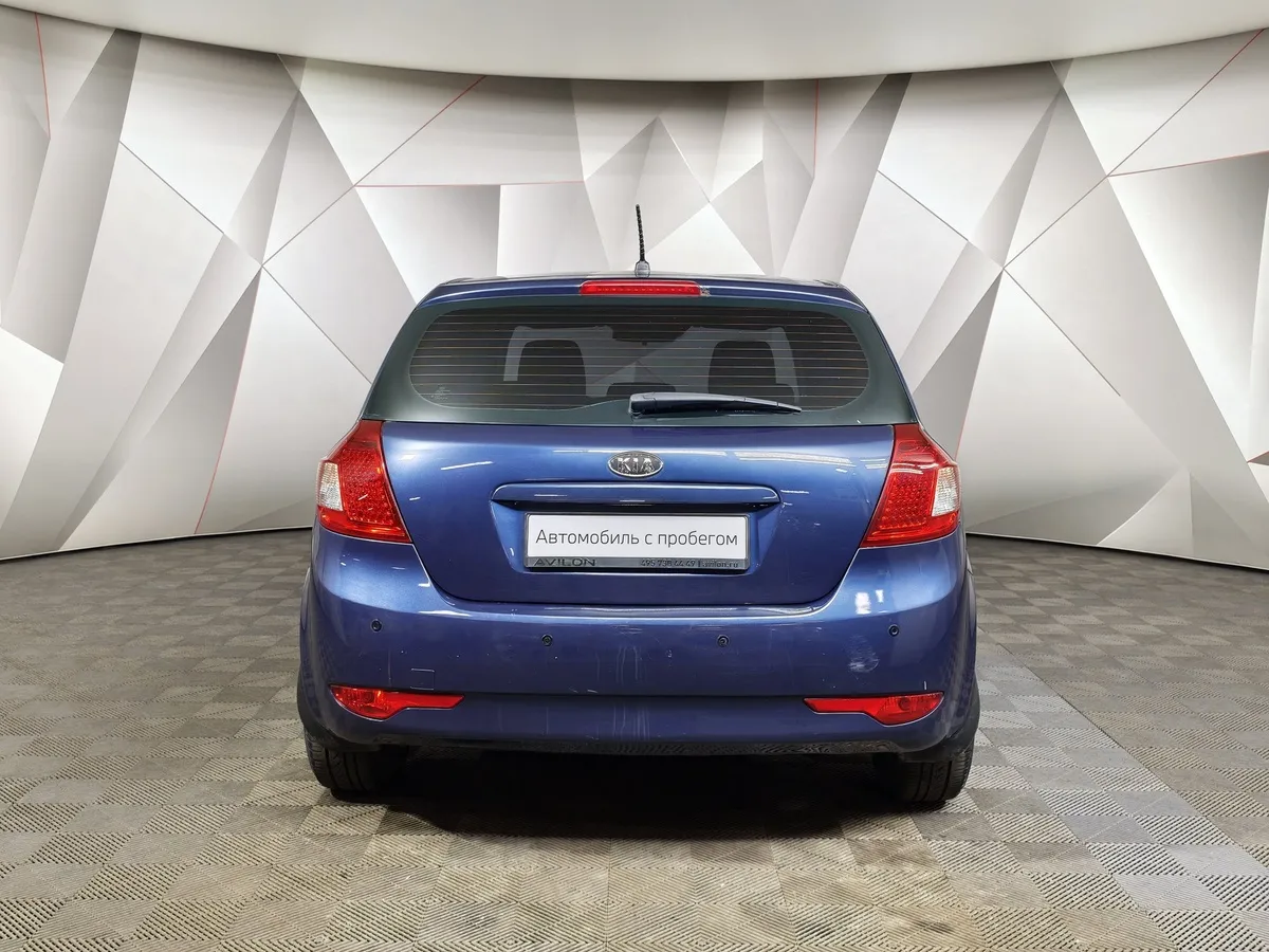 Kia Ceed 1.6 AT (126 л.с.) Comfort Белый в АВИЛОН. Слайд №8