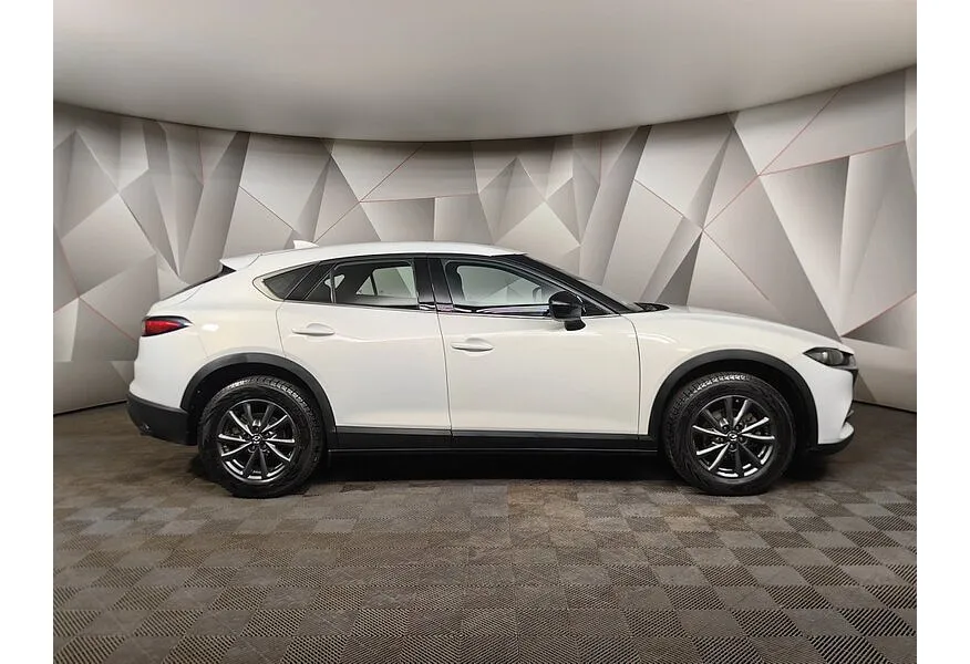 Mazda CX-4 2.0 AT (158 л.с.) High Белый в АВИЛОН. Слайд №6