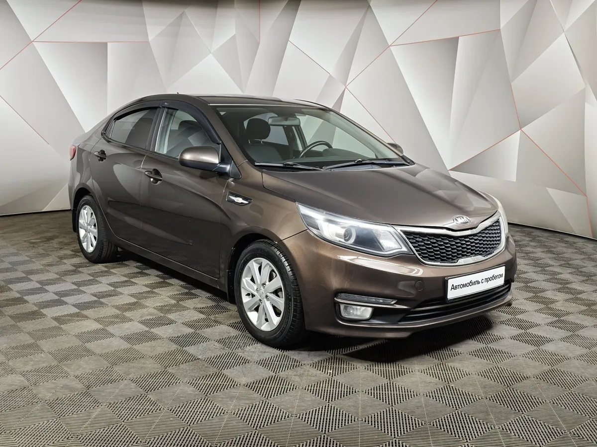 Kia Rio 1.6 AT (123 л.с.) Коричневый в АВИЛОН. Слайд №3