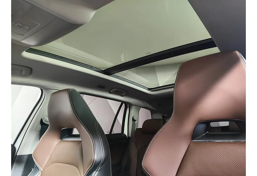 Skoda Kodiaq 2.0 TSI DSG 4WD (220 л.с.) Белый в АВИЛОН. Слайд №24