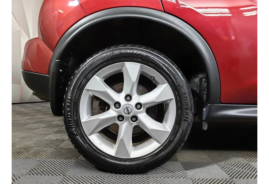 Nissan Juke 1.6 CVT (117 л.с.) Красный в АВИЛОН. Слайд №16