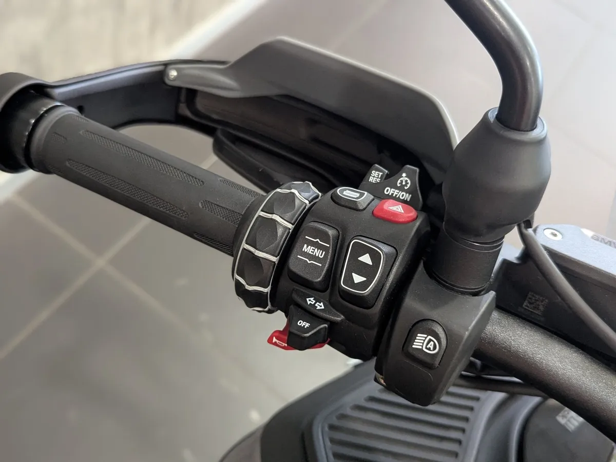 BMW Motorrad R 1300 GS Adventure R 1300 GS Adventure 1300 см³ (145) 1300 Черный в АВИЛОН. Слайд №10