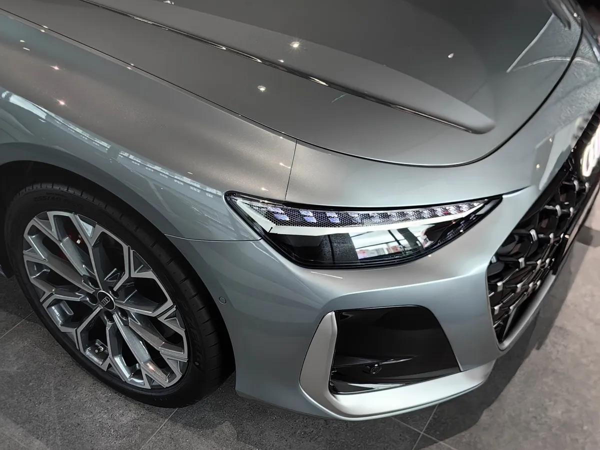 Audi A6 2.0 TFSI tiptronic quattro (272 л.с.) Серебристый в АВИЛОН. Слайд №14