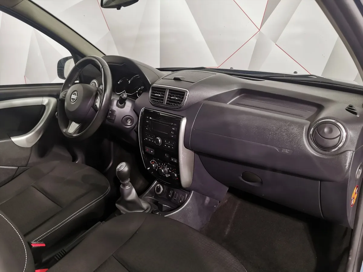Nissan Terrano 2.0 MT AWD (143 л.с.) Синий в АВИЛОН. Слайд №12
