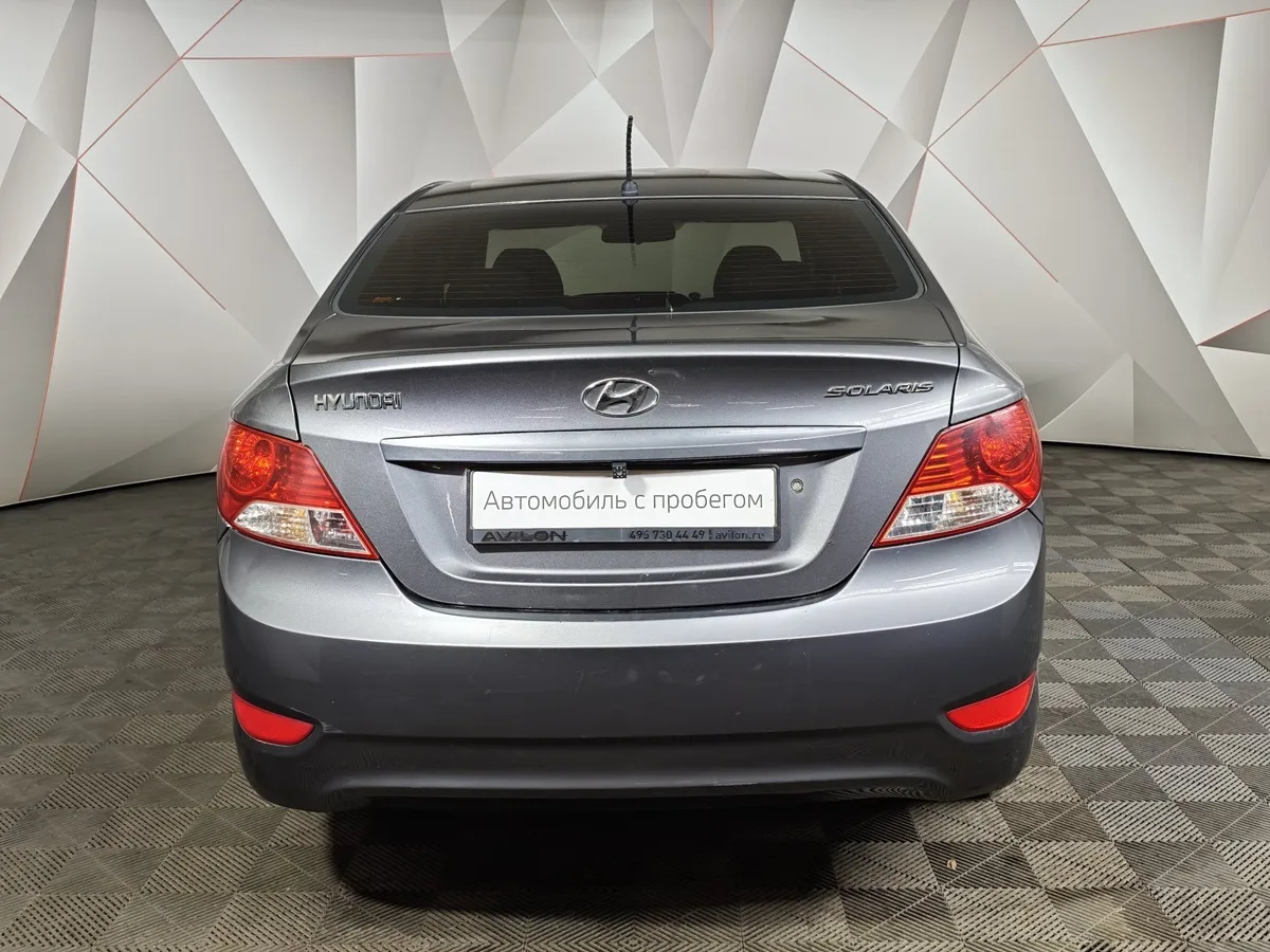 Hyundai Solaris 1.4 MT (100 л.с.) Active Plus Серый в АВИЛОН. Слайд №8