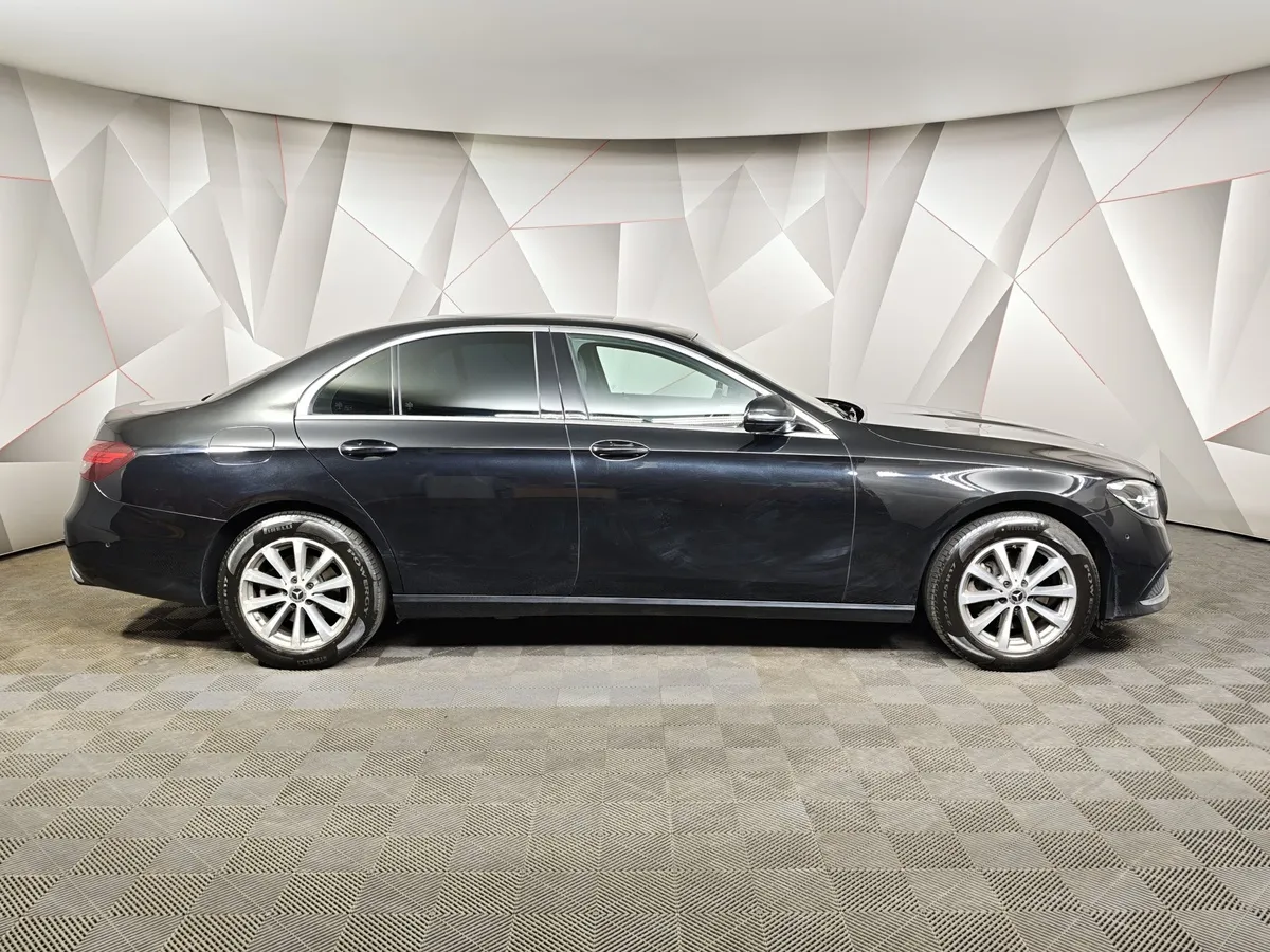 Mercedes-Benz E-Класс E 200 9G-TRONIC (197 л.с.) Business Черный в АВИЛОН. Слайд №6