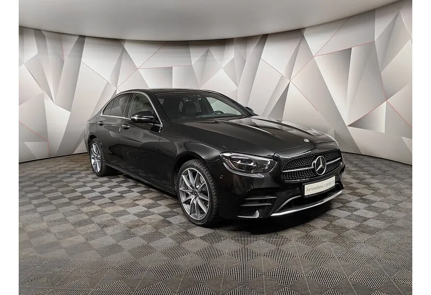 Mercedes-Benz E-Класс E 300 d 4MATIC 9G-TRONIC (249 л.с.) Sport Plus Черный в АВИЛОН. Слайд №3