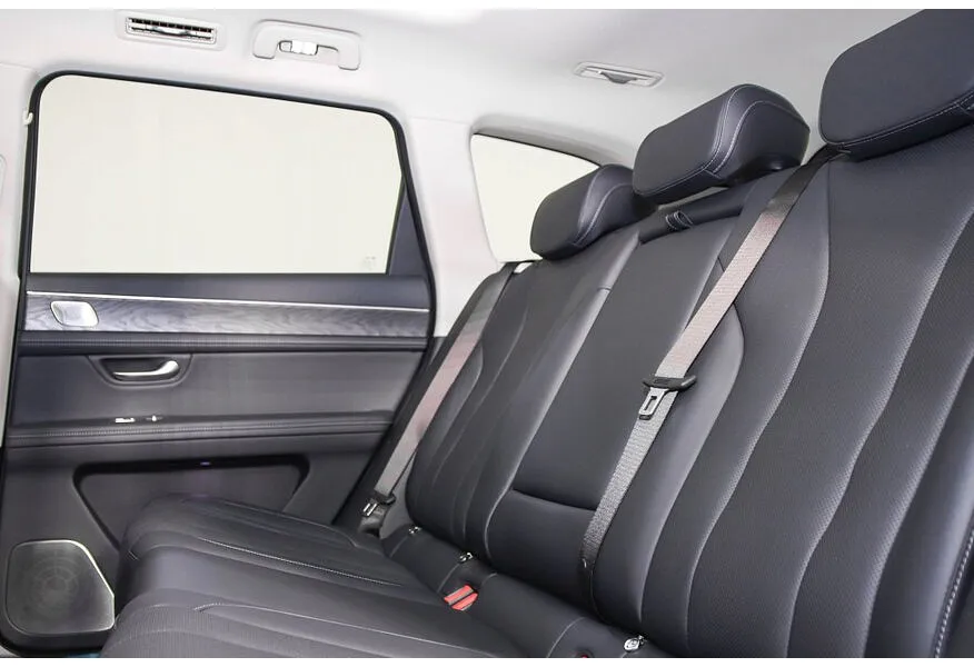 Seres M7 1.5 AT AWD (439 л.с.) Max Серый в АВИЛОН. Слайд №8