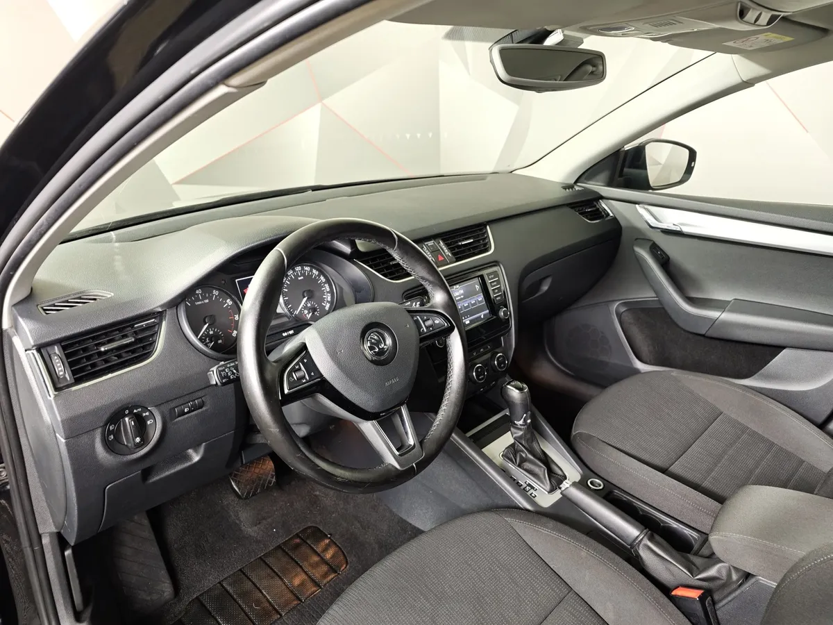Skoda Octavia 1.8 TSI DSG (180 л.с.) Черный в АВИЛОН. Слайд №19