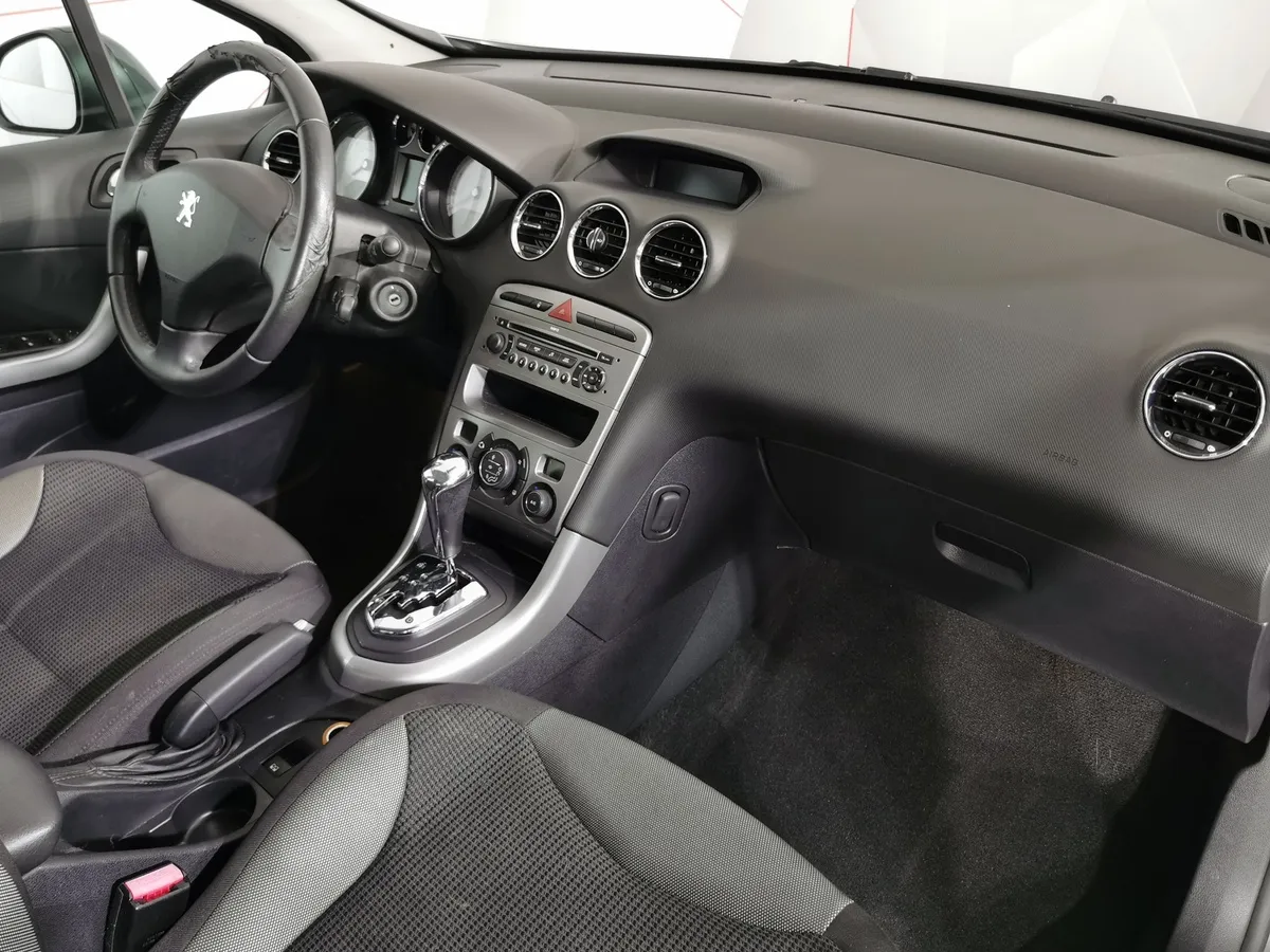 Peugeot 308 1.6 VTi AT (120 л.с.) Серый в АВИЛОН. Слайд №12