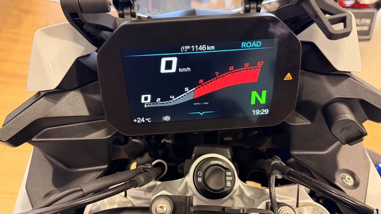 BMW Motorrad F 900 XR F 900 XR 895 см³ 895 Белый в АВИЛОН. Слайд №6