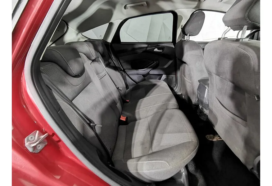 Ford Focus 2.0 MT (150 л.с.) Trend Plus Красный в АВИЛОН. Слайд №17