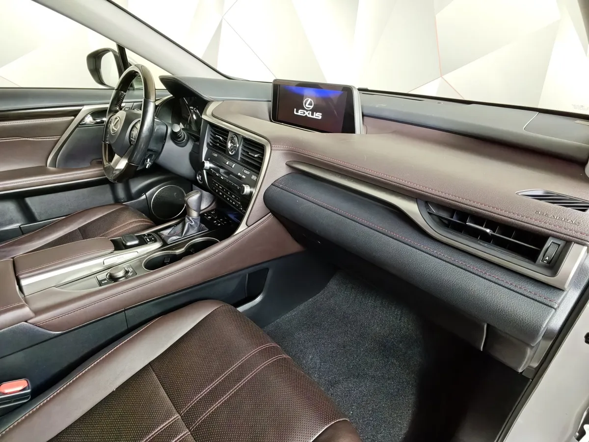 Lexus RX 350 AT AWD (300 л.с.) Exclusive Белый в АВИЛОН. Слайд №13