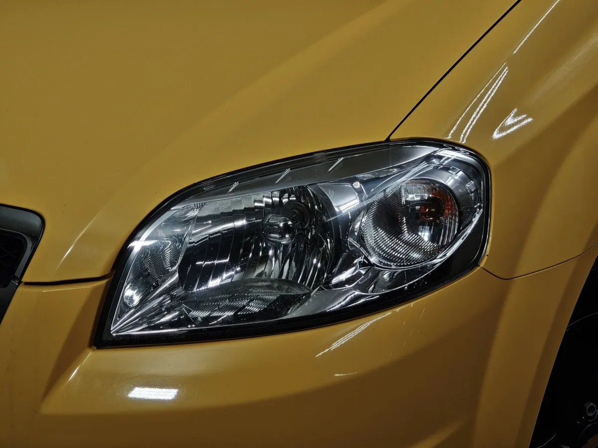 Chevrolet Aveo 1.2 MT (84 л.с.) Желтый в АВИЛОН. Слайд №10