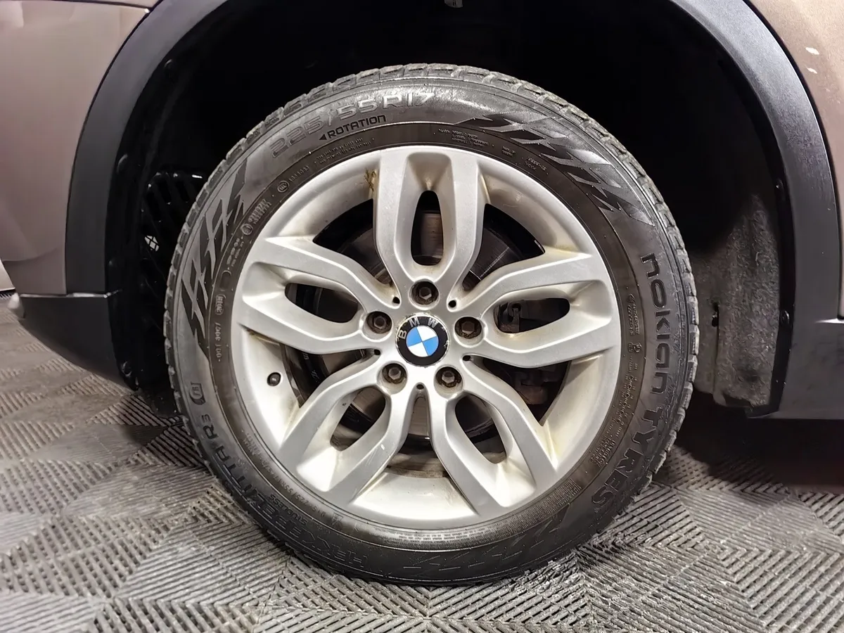 BMW X3 xDrive28i AT (245 л.с.) Коричневый в АВИЛОН. Слайд №7