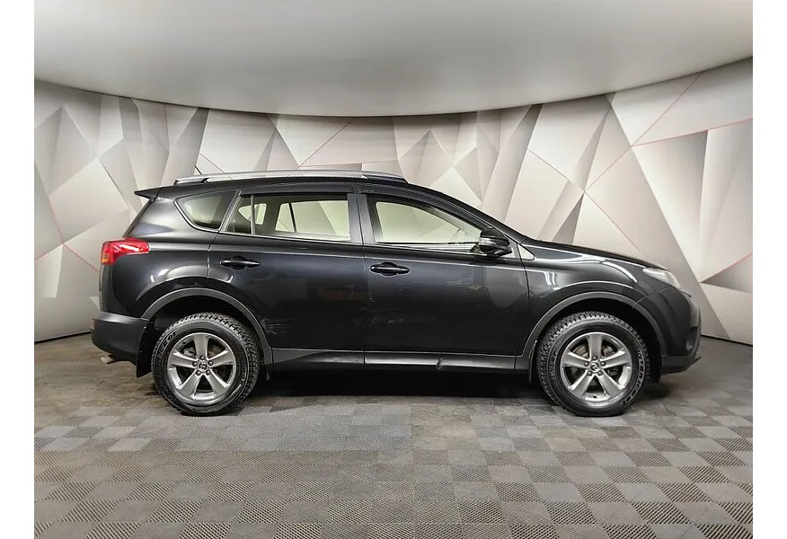 Toyota RAV4 2.0 CVT AWD (146 л.с.) Черный в АВИЛОН. Слайд №6 Toyota RAV4 2.0 CVT AWD (146 л.с.) Черный в АВИЛОН. Слайд №6