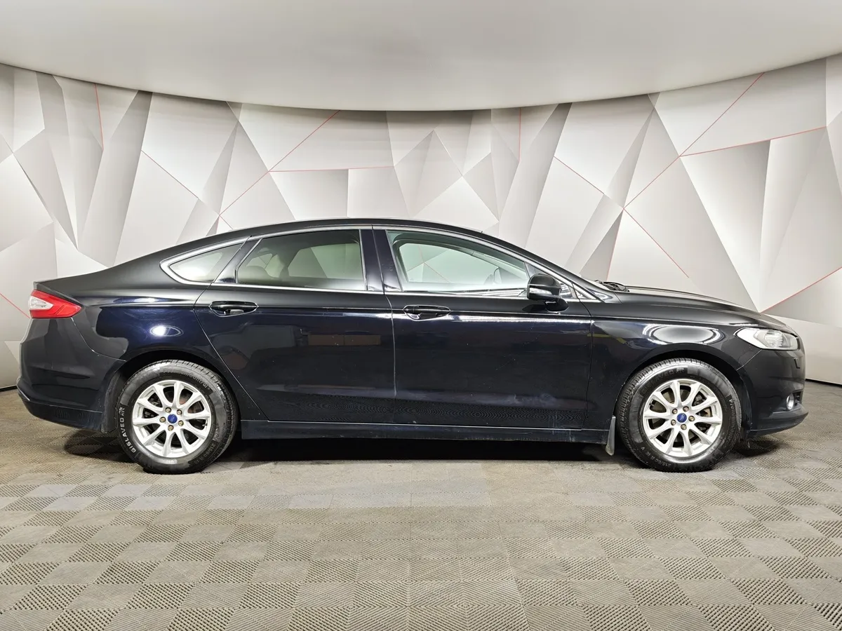 Ford Mondeo 2.5 AT (149 л.с.) Ambiente Черный в АВИЛОН. Слайд №6