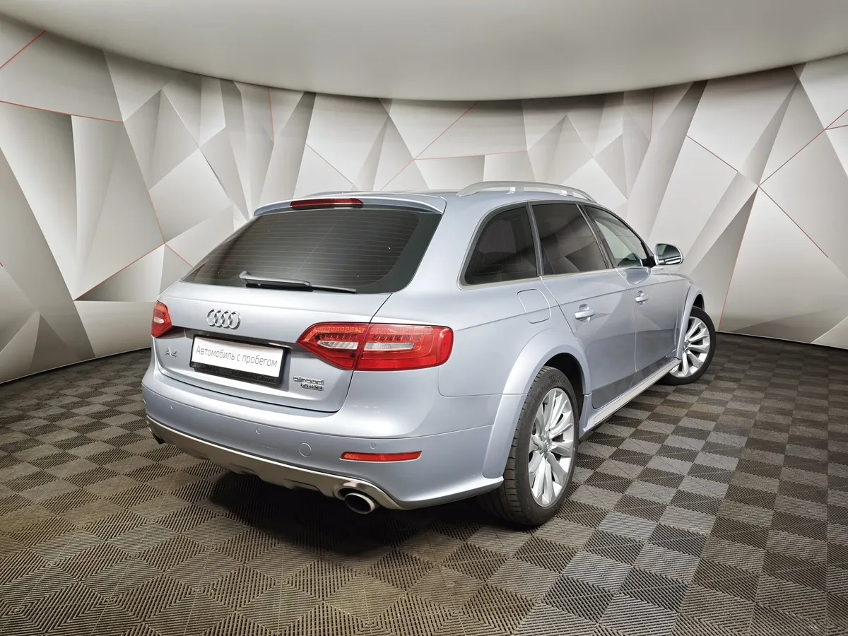 Audi A4 2.0 TFSI S tronic quattro (225 л.с.) Серебристый в АВИЛОН. Слайд №2