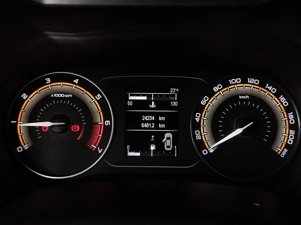 ВАЗ (Lada) Vesta 1.6 MT (106 л.с.) Белый в АВИЛОН. Слайд №18