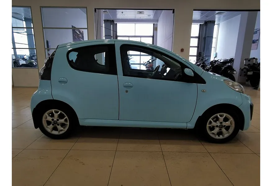 Citroen C1 1.0 MT (68 л.с.) Голубой в АВИЛОН. Слайд №6