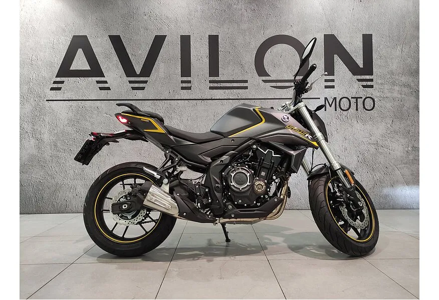 LIVE. Слайд №4