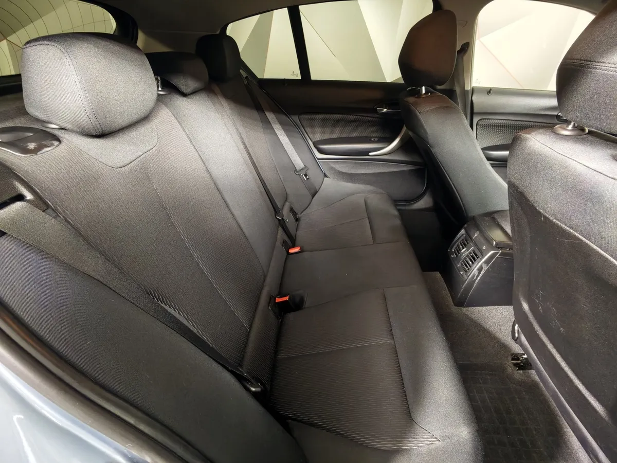 BMW 1 серия 116i AT (136 л.с.) Голубой в АВИЛОН. Слайд №14