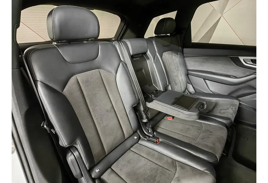 Audi Q7 3.0 TDI Tiptronic quattro (249 л.с.) Белый в АВИЛОН. Слайд №17