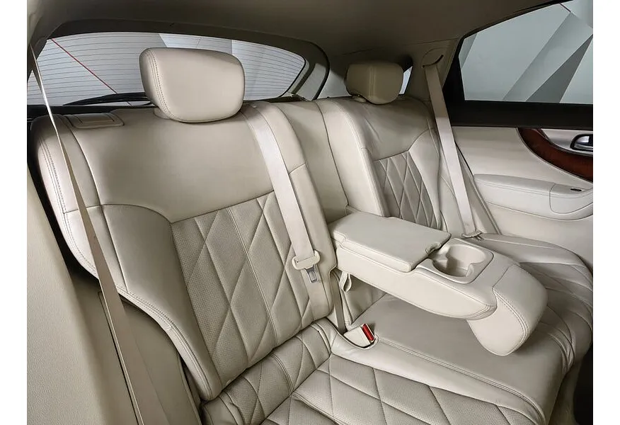 АВИЛОН - Infiniti FX-Series FX37 AT AWD (333 л.с.) Elegance Белый - slide 13