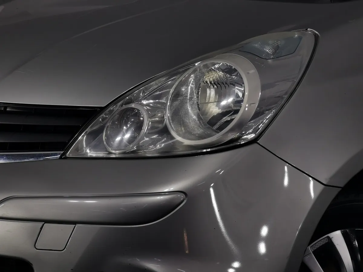 Nissan Note 1.6 MT (110 л.с.) Comfort Серебристый в АВИЛОН. Слайд №10